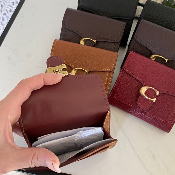 ɴᴡᴛ ᴄᴏᴀᴄʜ ʟᴇᴀᴛʜᴇʀ ʟᴏɢᴏ ʙᴜᴄᴋʟᴇ ᴡᴀʟʟᴇᴛ - Picture 5 of 8